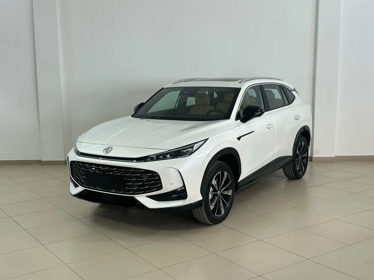 Купить MG HS в Омске