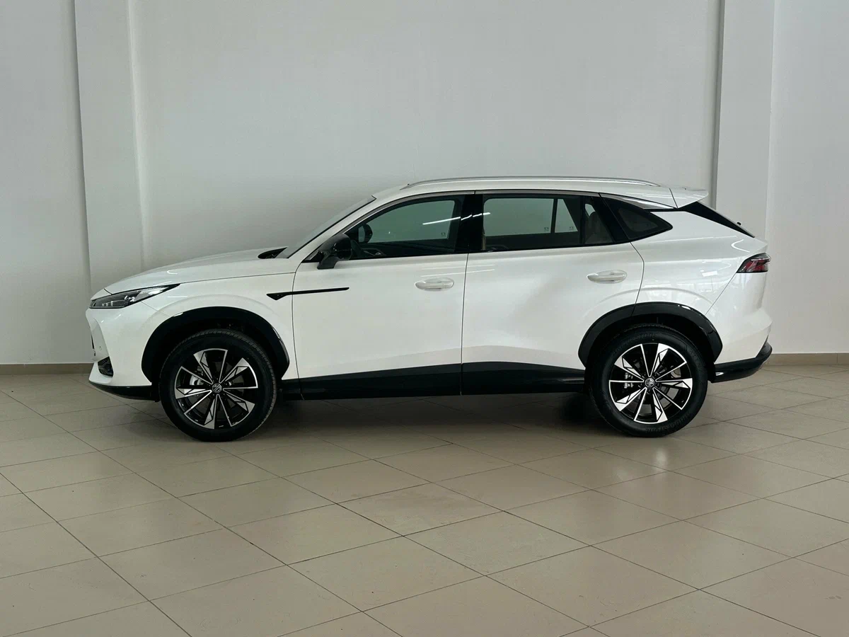 MG HS - Изображение №7